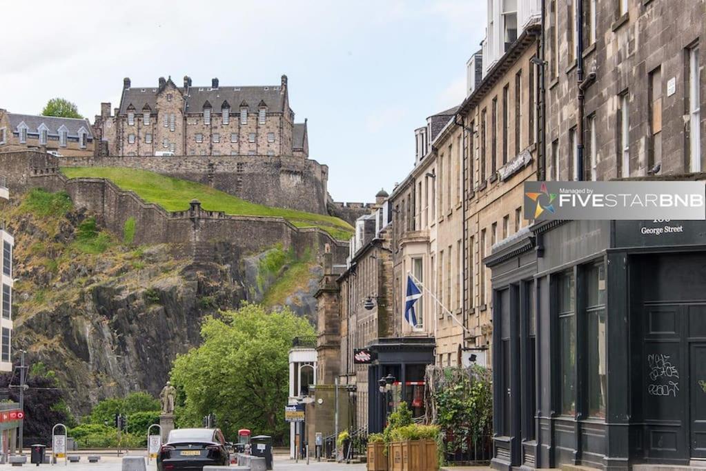 Cool Urban Apartment With Stunning Castle Views EDI Eksteriør bilde