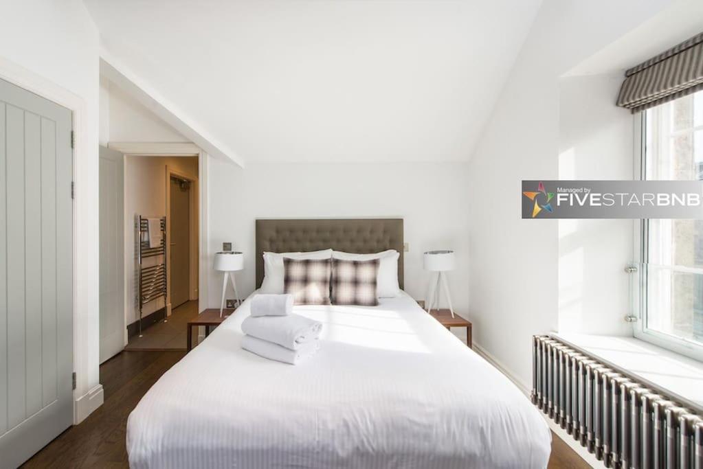 Cool Urban Apartment With Stunning Castle Views EDI Eksteriør bilde