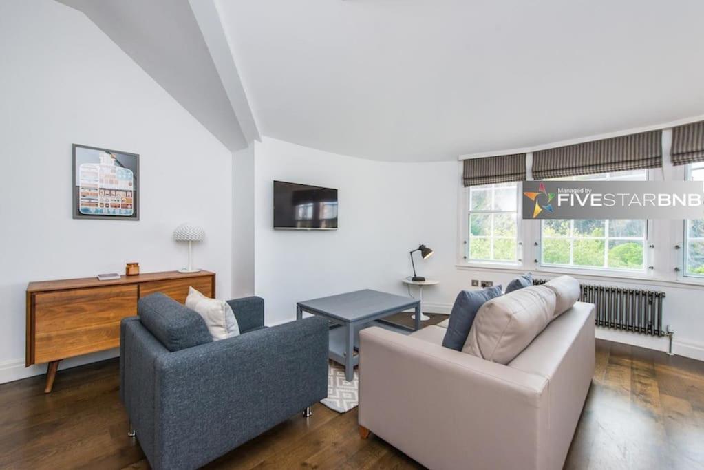 Cool Urban Apartment With Stunning Castle Views EDI Eksteriør bilde